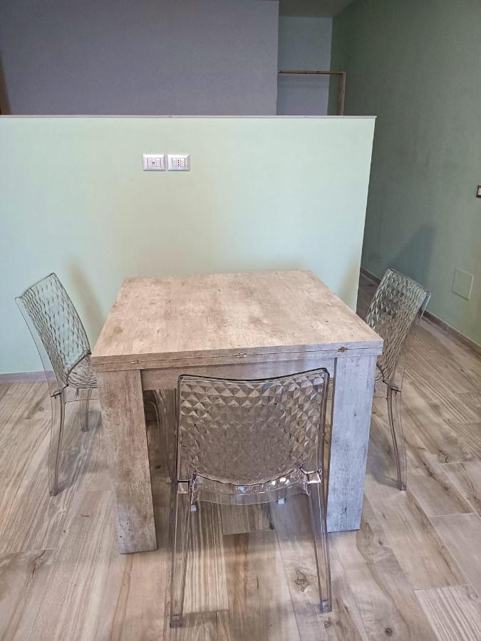 Appartamento Bilocale Fronte Mare Giardini Naxos Esterno foto